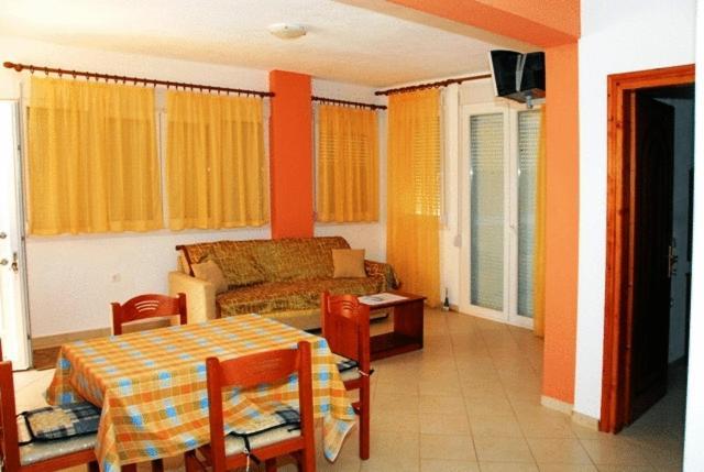Avra Apartments Limenaria  Camera foto